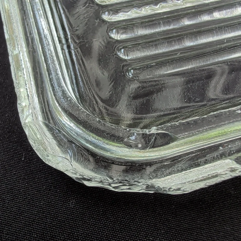 Vintage Clear Glass Ribbed Covered Rectangular Refrigerator Dish FLAWS